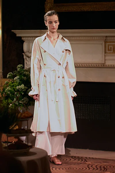 Look 1